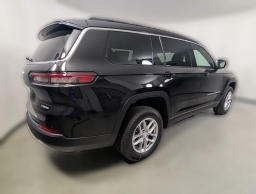 Jeep Grand Cherokee L Laredo X 4x2 2025