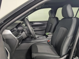 Jeep Grand Cherokee L Laredo X 4x2 2025