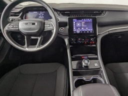 Jeep Grand Cherokee L Laredo X 4x2 2025