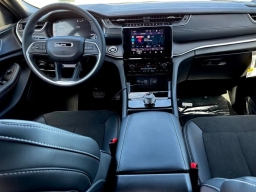 Jeep Grand Cherokee L Altitude X 4x2 2025