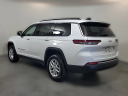 Jeep Grand Cherokee L Laredo 4x2 2025