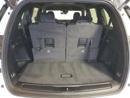 Jeep Grand Cherokee L Laredo 4x2 2025