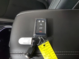 Jeep Grand Cherokee L Laredo 4x2 2025