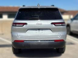 Jeep Grand Cherokee L Limited 4x2 2025