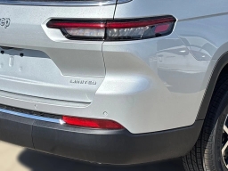 Jeep Grand Cherokee L Limited 4x2 2025