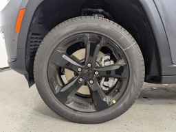 Jeep Grand Cherokee L Limited 4x2 2025