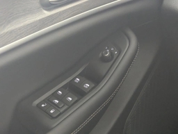 Jeep Grand Cherokee L Limited 4x2 2025