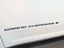 Jeep Grand Cherokee L Limited 4x2 2025