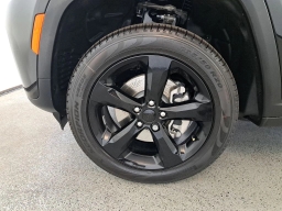 Jeep Grand Cherokee L Limited 4x2 2026