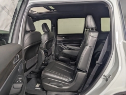 Jeep Grand Cherokee L Limited 4x2 2026