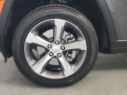 Jeep Grand Cherokee L Limited 4x2 2026