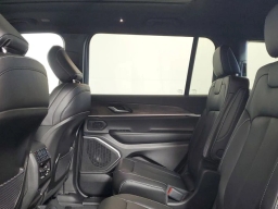 Jeep Grand Cherokee L Limited 4x2 2026