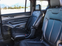 Jeep Grand Cherokee L Limited 4x2 2026