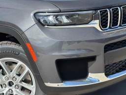 Jeep Grand Cherokee L Laredo X 4x4 2025