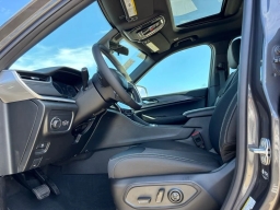 Jeep Grand Cherokee L Laredo X 4x4 2025