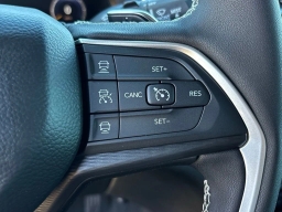 Jeep Grand Cherokee L Laredo X 4x4 2025