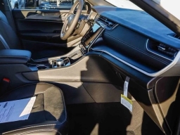 Jeep Grand Cherokee L Altitude 4x4 2025