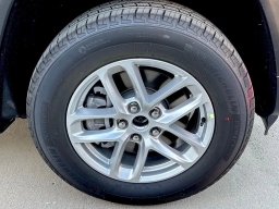 Jeep Grand Cherokee L Laredo X 4x4 2025