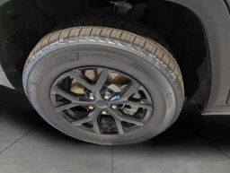 Jeep Grand Cherokee L Laredo Altitude 4x4 2026