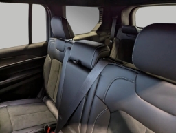 Jeep Grand Cherokee L Laredo Altitude 4x4 2026