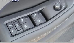 Jeep Grand Cherokee L Laredo Altitude 4x4 2026