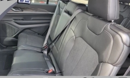 Jeep Grand Cherokee L Laredo Altitude 4x4 2026