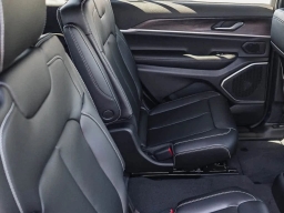 Jeep Grand Cherokee L Limited 4x4 2026