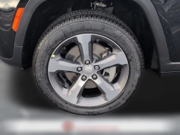 Jeep Grand Cherokee L Limited 4x4 2026