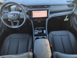 Jeep Grand Cherokee L Limited 4x4 2026