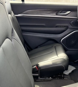 Jeep Grand Cherokee L Limited 4x4 2026
