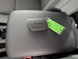 Jeep Wrangler Willys 4 Door 4x4 2026