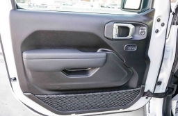 Jeep Wrangler Willys 4 Door 4x4 2026