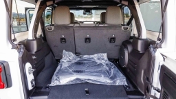 Jeep Wrangler Willys 4 Door 4x4 2026