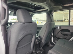 Jeep Wrangler Willys 4 Door 4x4 2026