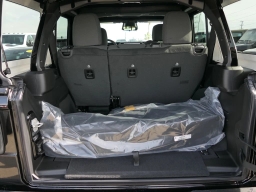 Jeep Wrangler Willys 4 Door 4x4 2026