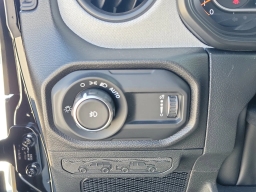 Jeep Wrangler Willys 4 Door 4x4 2026