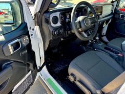 Jeep Wrangler Willys 4 Door 4x4 2026