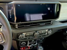 Jeep Wrangler Willys 4 Door 4x4 2026