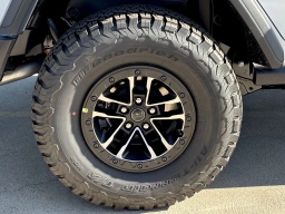 Jeep Wrangler Willys 4 Door 4x4 2026