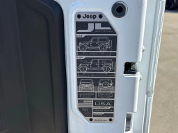 Jeep Wrangler Willys 4 Door 4x4 2026