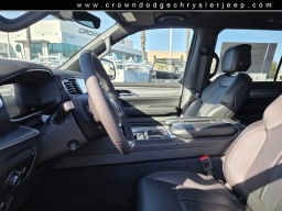 Jeep Grand Wagoneer L 4x2 2026