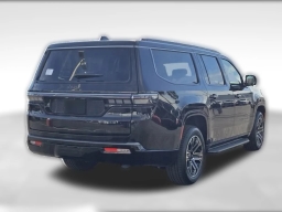 Jeep Grand Wagoneer L 4x2 2026