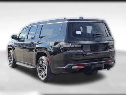 Jeep Grand Wagoneer L 4x2 2026