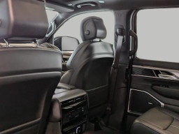 Jeep Grand Wagoneer L 4x4 2026