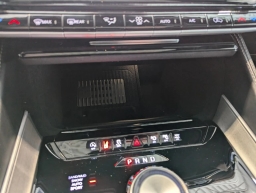 Jeep Grand Wagoneer L 4x4 2026