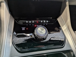 Jeep Grand Wagoneer L 4x4 2026