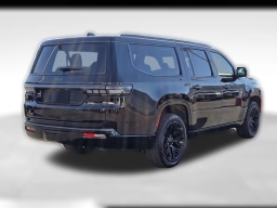 Jeep Grand Wagoneer L Limited Reserve 4x4 2026