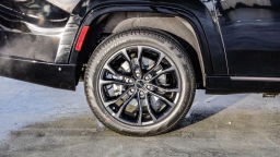 Jeep Grand Wagoneer L Summit Obsidian 4x4 2026