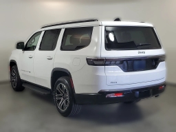 Jeep Grand Wagoneer 4x2 2026