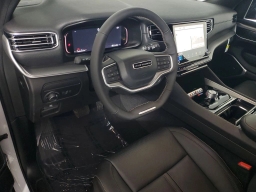 Jeep Grand Wagoneer 4x2 2026